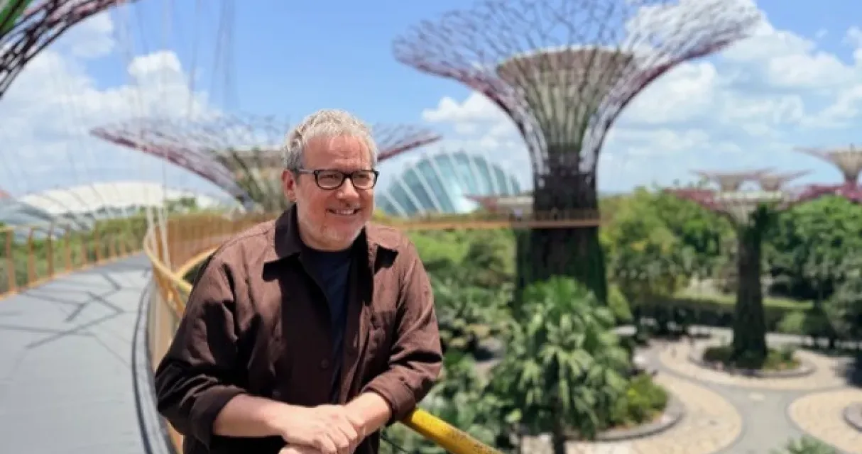 Des trains pas comme les autres sur France 5 : Philippe Gougler explore Singapour