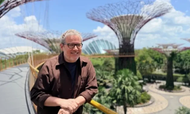 Des trains pas comme les autres sur France 5 : Philippe Gougler explore Singapour