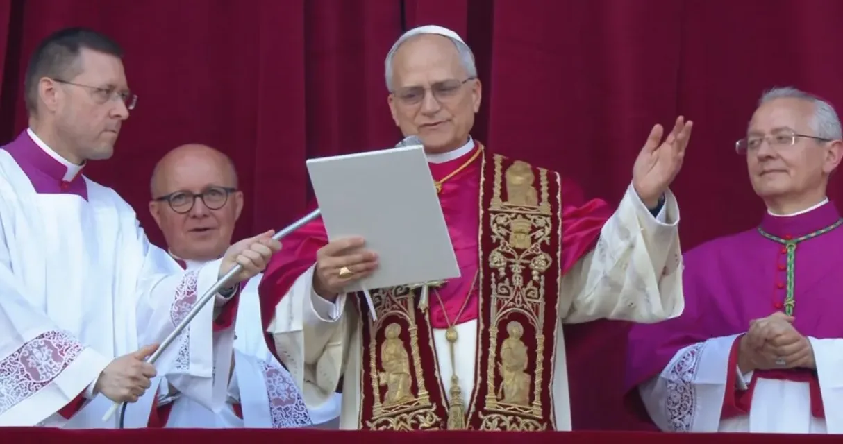 Léon XIV, à l’écoute des mondes sur France 2 : le portrait inédit du premier pape américain