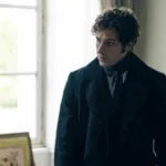 Le Rouge et le Noir sur France 2 : Victor Belmondo incarne un Julien Sorel prêt à tout pour s’élever