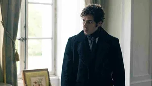 Le Rouge et le Noir sur France 2 : Victor Belmondo incarne un Julien Sorel prêt à tout pour s’élever