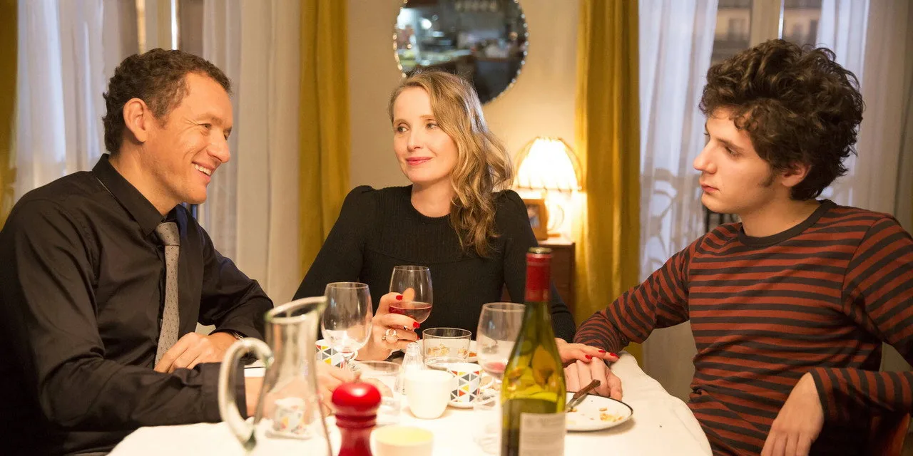 Lolo sur CStar : Julie Delpy et Dany Boon pris au piège d’un fils prêt à tout pour saboter l’amour