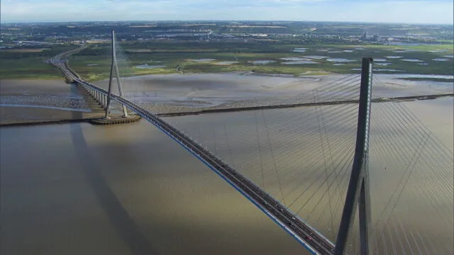 Le pont de Normandie sur RMC Découverte : les défis fous d’un chantier hors norme au-dessus de la Seine