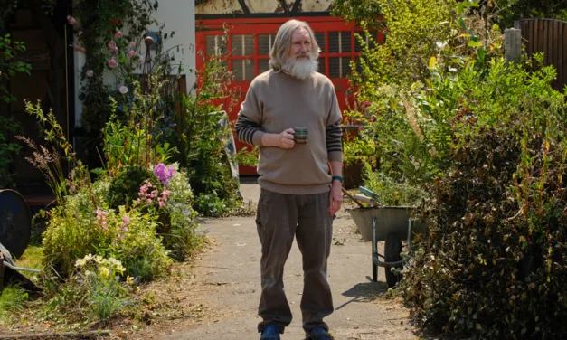 Small Prophets sur Apple TV : la pépite comique de Mackenzie Crook arrive le 7 octobre