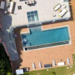 Travaux XXL : piscines et lagons sur RMC Story : ces chantiers démesurés qui transforment les jardins en oasis
