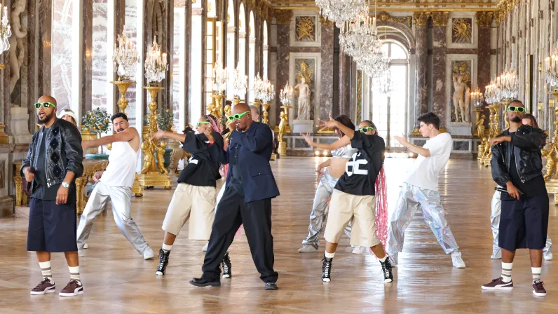 Le château de Versailles transformé en scène de spectacle