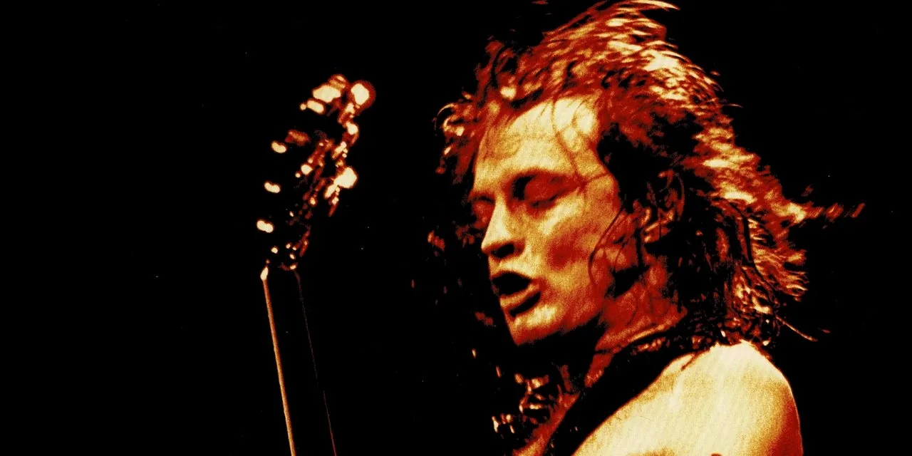 AC/DC – Live at Donington sur Arte : Angus Young et sa bande embrasent Donington au sommet de leur puissance
