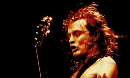 AC/DC – Live at Donington sur Arte : Angus Young et sa bande embrasent Donington au sommet de leur puissance