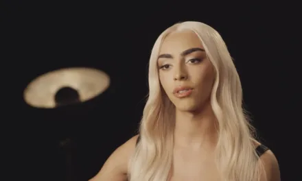 Bilal Hassani sur france.tv : « Bats-toi comme une fille, mon fils », le portrait intime signé Mireille Dumas