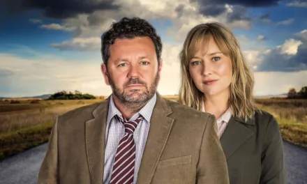 Brokenwood sur France 3 : un meurtre en pleine séance de spiritisme met l’inspecteur Shepherd au défi