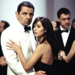 Johnny English sur RMC Story : aux origines de l’espion maladroit, entre joyaux de la Couronne et John Malkovich