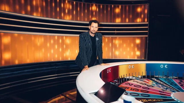 La Roue de la fortune célébrités sur M6 : Roselyne Bachelot, Sophie Davant et Miss France jouent pour la bonne cause