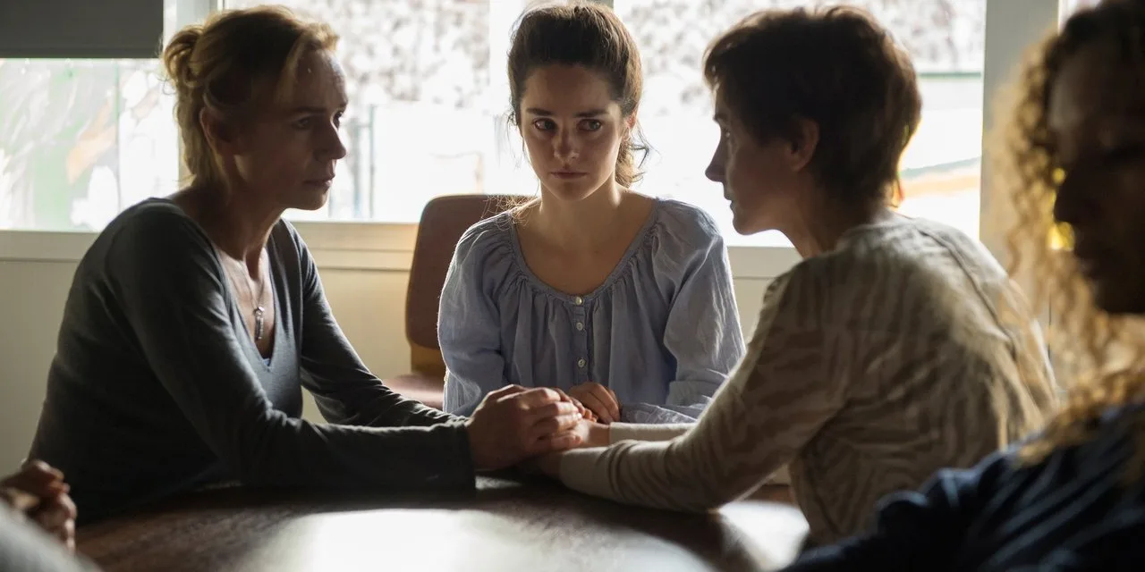 Le ciel attendra sur France 4 : le combat de deux adolescentes happées par l’embrigadement ce mardi soir