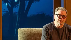 Mon jour de chance sur France 2 : Guillaume de Tonquédec rejoue sa vie sur un coup de dé