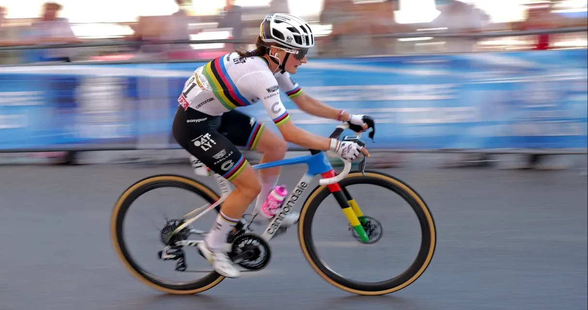 Championnats du monde de cyclisme 2026 sur France 2 : le maillot arc-en-ciel se joue à Montréal