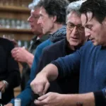 Nous finirons ensemble sur W9 : la bande des Petits Mouchoirs se retrouve au Cap Ferret pour une soirée surprise