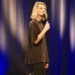 Paul Mirabel sur CStar : avec Zèbre, l’humoriste transforme les petits riens du quotidien en fou rire