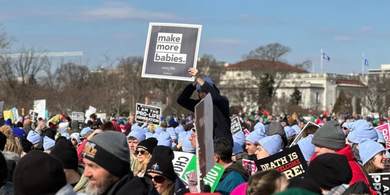 Sexe faible sur Arte : l’Amérique de l’après-Roe v. Wade racontée par les femmes qui en subissent les conséquences