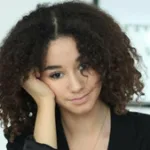 Léna Situations sur France 2 : « Celui où ils disent au revoir » clôt dix ans de vlogs d’août à l’Accor Arena