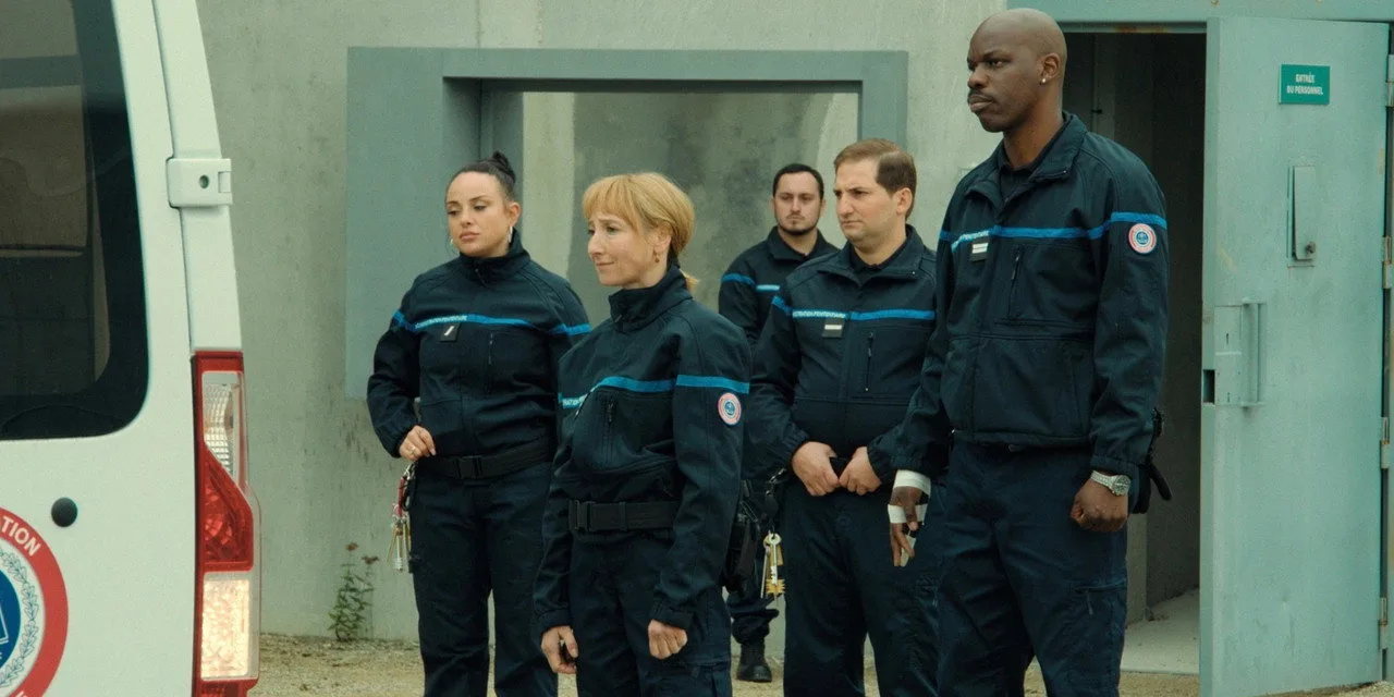 Surveillant ! saison 2 sur Disney+ : la série avec Audrey Lamy aura-t-elle une suite ?