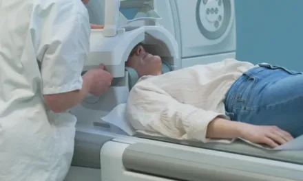 Traitements hormonaux : un nouveau scandale sanitaire ? sur France 5 : l’enquête d’Enquête de santé sur l’Androcur