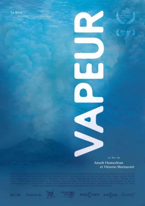 Sur l'île volcanique de Sakurajima dans Vapeur