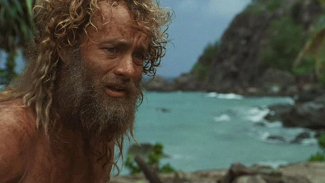 Seul au monde : que contient le colis que Tom Hanks refuse d’ouvrir ? Le mystère enfin expliqué