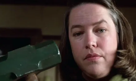 Misery : cette scène particulièrement violente est très différente dans le roman de Stephen King