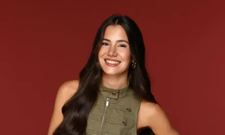 Star Academy du 17 octobre : Noémie bouleverse les professeurs avec son autoportrait, « Une symphonie d’émotion »