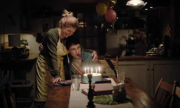 Phony sur Disney+ : qui est Sam Nivola, le jeune acteur qui incarne Sonny Cooke ?