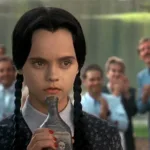 Les valeurs de la famille Addams : comment se termine le film et que devient Debbie ?