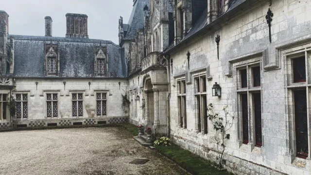 À l’ombre des châteaux de la Somme sur France 3 : cinq héritiers face au poids de leurs domaines