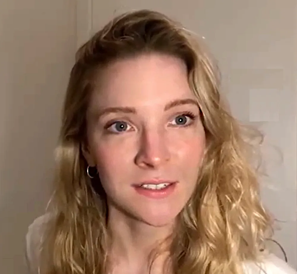 Morfydd Clark, interprète de Galadriel dans Les Anneaux de Pouvoir