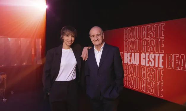 Beau geste sur France 2 : Pierre Lescure et Rebecca Manzoni lancent une saison 5 en studio