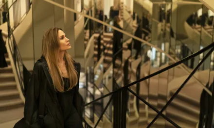 Coutures sur Canal+ Cinéma : Angelina Jolie bouleversée en pleine Fashion Week dans le film d’Alice Winocour