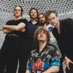 Feu! Chatterton sur CANAL+ : la collection « Déambulations » investit l’Espace Niemeyer