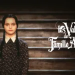 Les valeurs de la famille Addams : pourquoi Mercredi est-elle envoyée dans un camp de vacances ?