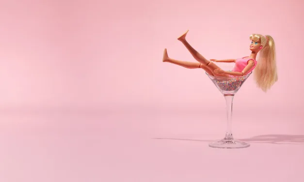 La folle histoire de Barbie sur RMC Story : soixante-cinq ans de règne et de polémiques pour la poupée star ce mercredi