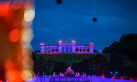 Le concert des nuits d’été de Schönbrunn sur France 4 : Bryn Terfel et le Philharmonique de Vienne illuminent les jardins impériaux