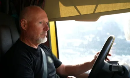 Les routiers sur RMC Découverte : Didier, Manon et Justine au volant des géants du bitume