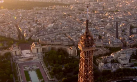 Un soir d’été sous la tour Eiffel sur France 4 : la Maîtrise de Radio France enchante le Champ-de-Mars