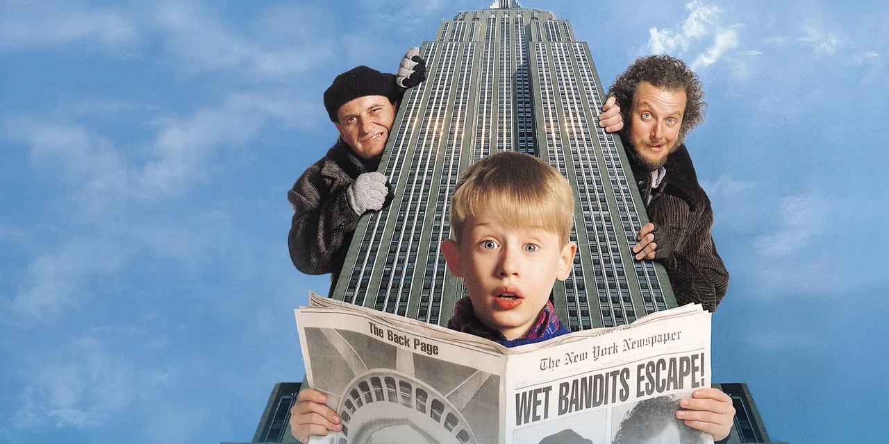Maman, j’ai encore raté l’avion sur W9 : Kevin, seul à New York, défie à nouveau le duo de cambrioleurs