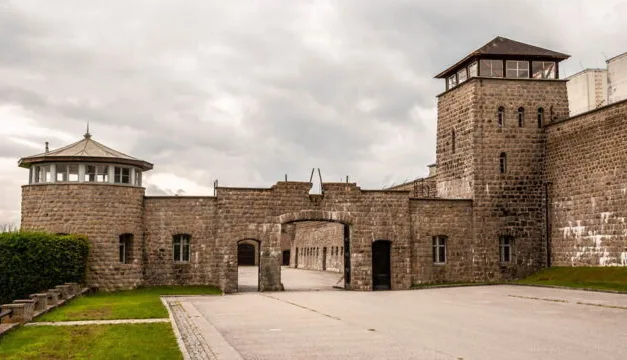 Mauthausen sur RMC Découverte : l’histoire du camp autrichien et de son terrible escalier de la mort
