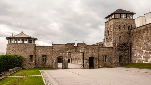 Mauthausen sur RMC Découverte : l’histoire du camp autrichien et de son terrible escalier de la mort