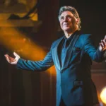 Roberto Alagna aux Folies Bergère sur France 4 : le ténor fête ses 60 ans et 40 ans de carrière en chansons