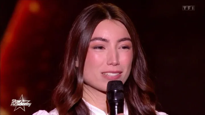 Star Academy du 17 octobre : Zoé impressionne les professeurs sur Evanescence et décroche un 16/20